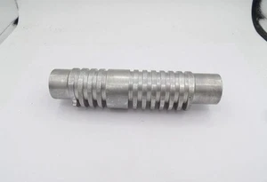 Velocette Alu Rohr für Druckstange - Clubman Thruxton. MAS102/3 Push Rod Tunnel - Picture 1 of 3