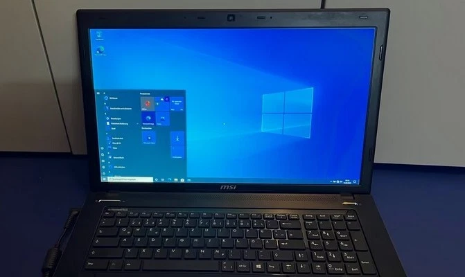 MS-1757 MSI GE70 Gaming 17,3 Zoll i5 8gbRAM 128gb 1tb HDD Arbeitsmaschine - Bild 1 von 4