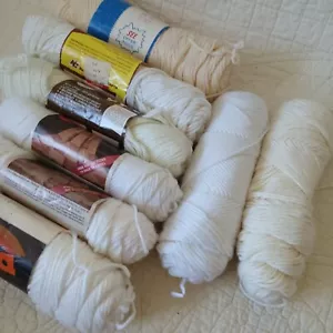 Mixed Lot of 8 Assorted White Vtg Acrylic Worsted Weight #4 Yarn 3oz-4oz Skeins - Picture 1 of 24