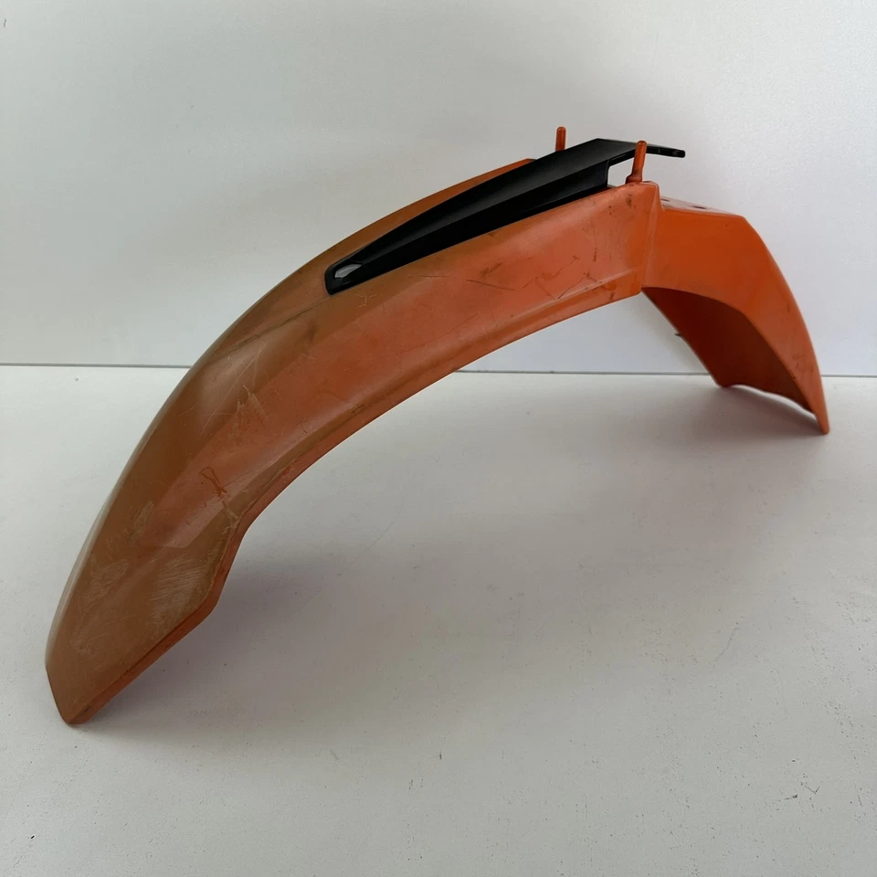 KTM 640 LC4 2003 Front wheel plastic fender mud guard *see condition - Image 1 of 4