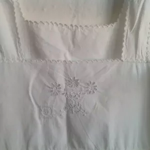 ANCIEN _ FOND DE ROBE / ROBE DE NUIT _ ( RN01/09/7-20B ) VINTAGE - Imagen 1 de 11