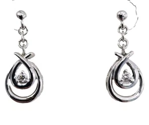 KAY JEWELERS 10kt WHITE GOLD GENUINE .15ct DIAMOND LOVE'S EMBRACE STUD EARRINGS - Picture 1 of 7