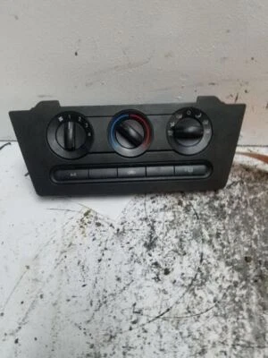 Used A/C Selector Switch fits: 2003 Dodge Caravan AC front dash mounted manual c - Изображение 1 из 4