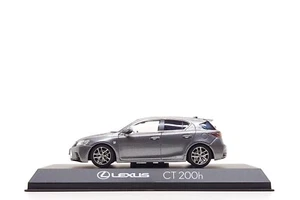 Kyosho 1:43 Lexus CT200h F Sport in Mercury Grey Mica - Picture 1 of 9