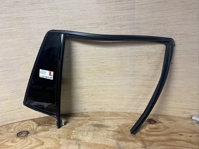 Vidrio de ventilación de puerta trasera derecha pasajero para Chevrolet Tahoe 21-25, Escalade, Yukon Foto 1 de 4