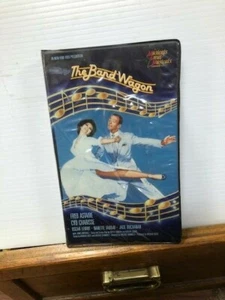 The Band Wagon (VHS) 1986 MGM Fred Astaire Cyd Charisse ~ IN ORIGINAL CASE NOW - Picture 1 of 5