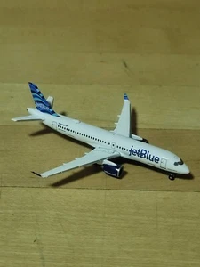 Herpa 1/500 JetBlue A220-300 - Picture 1 of 2