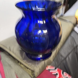 Vintage Mid Century Cobalt Blue Hand Blown Glass Vase - Picture 1 of 5