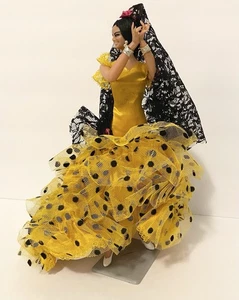 Marin Chiclana yellow dress hard plastic vintage collectible figurine - Picture 1 of 8