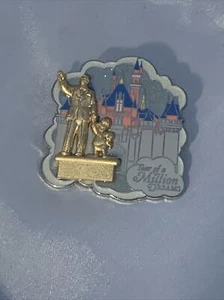 Disney Pin A Year Of A Million Dreams Limited Edition - Picture 1 of 2