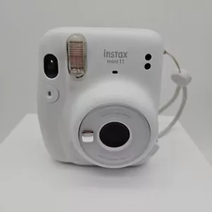 FOR PARTS Fujifilm Instax Mini 11 Instant Film Camera Ice White - Picture 1 of 5
