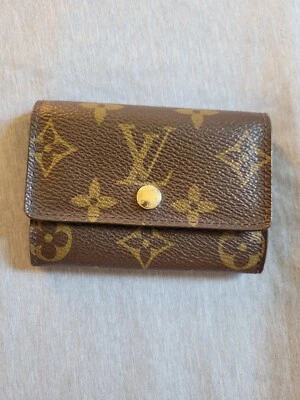 Tarjetero Louis Vuitton Foto 1 de 4