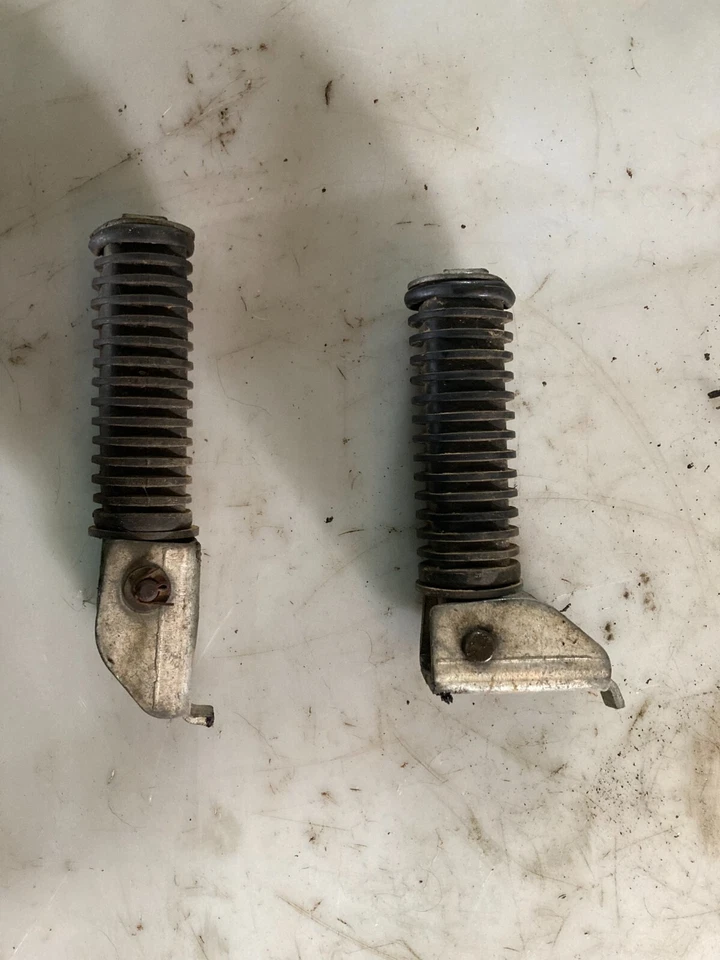 Honda CB200 CB 200 CB200T 1975 75 estriberas traseras reposapiés reposapiés reposapiés Foto 1 de 1