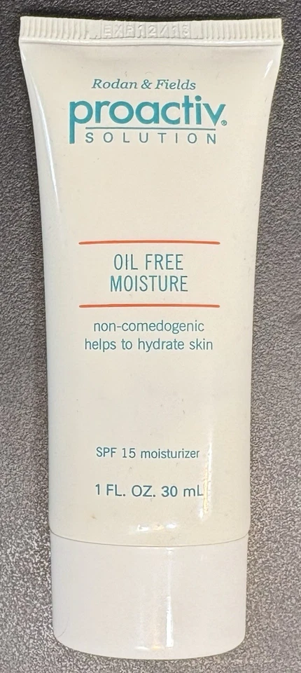 Botella PROACTIV OIL FREE HIDRATACIÓN 1 OZ 13/12 2013 ABIERTA SIN SELLO - 70-80% LLENA Foto 1 de 1