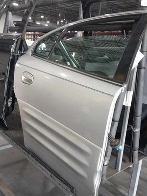 Conjunto de puerta trasera derecha usado lado trasero se adapta a: Pontiac Grand am 2002 manual trasero Foto 1 de 4