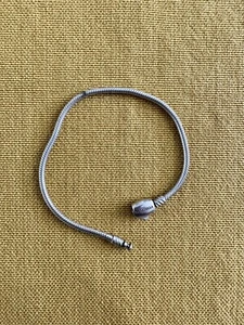 Sterling Silver 925 Italy DONATELLA VERSACE Slide Charm Bracelet Oval Clasp 8.5” - Picture 1 of 2