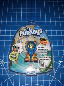 UB FUNKEYS Funkiki Island SOL AZUL NUEVO EN PAQUETE - Imagen 1 de 2