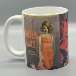 Taza con cubierta de ficción pulpa lesbiana vintage PREFIERO NIÑAS SATANÁS ERA LESBIANA  - Imagen 1 de 3