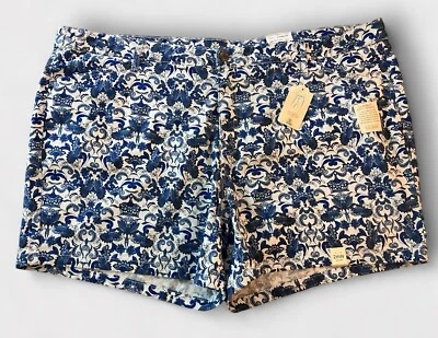 St Johns Bay Womens Shorts Size 26W Secretly Slender 5" Short Floral Blue NWT - Изображение 1 из 4