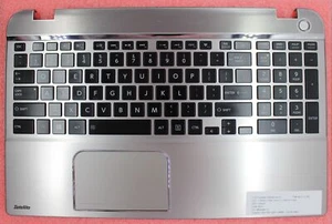 H000056300 - Toshiba Satellite P55T Palmrest Top Cover w/ Keyboard - Photo 1/2