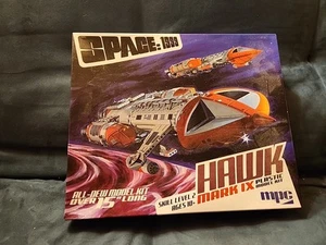 SPACE:1999 Hawk Mark IX Plastic Model Kit MPC NIB - Picture 1 of 11