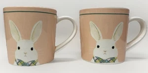 MAGENTA ROSA PASQUA Tazze Tazza CONIGLIETTO CONIGLIO Caffè Tè M TIMBRO Rae Dunn - Foto 1 di 9