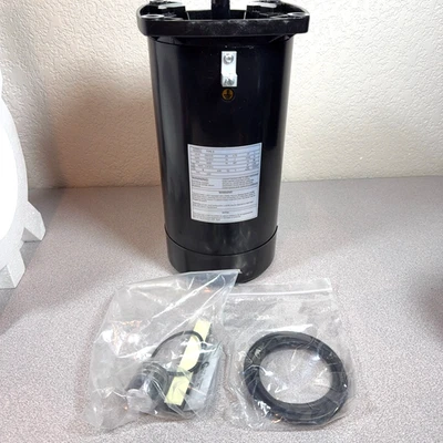 USQ1102 Pool Motor 1HP 230/115V 3450RPM 48Y Frame Square Flange Pool Pump Motor - Image 1 of 4