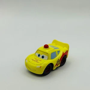 Disney Pixar Cars - Mini Adventures YELLOW MCQUEEN - Fire Department - Picture 1 of 1