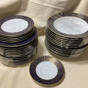 Sango ARISTOCRAT, Set of 33 PCS Rim Soup ,SALAD ,BUTTER PLATES SAUCER 3690 - Picture 1 of 7