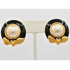 Givenchy Vintage Clip On Earrings Brushed Gold Leaf Black Pearl Signed 80s BinU - Picture 1 of 12