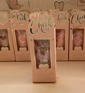 P Louise The Cheek of It Liquid Blush HONEY HUG A Flirty Flush Of Colour25ml NEW - Picture 1 of 4