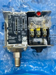 DANFOSS KP2DIFFERENTIAL PRESSURE TRANSMITTER [SWITCH] - Picture 1 of 4