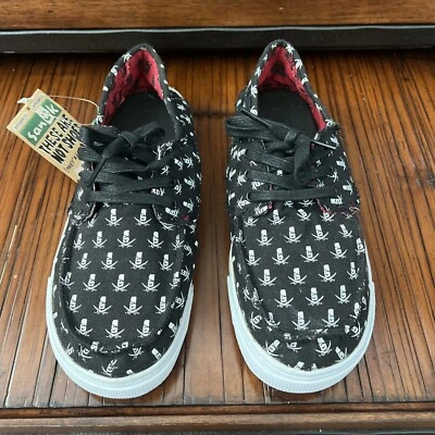 NOVO COM ETIQUETAS SANUK MENINOS TAMANHO 3 PRETO BRANCO NAUFRAGADO SANDÁLIAS SAPATO PIRATA FUNDO DE BORRACHA - Imagem 1 de 4