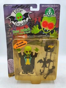 LITTLE DRACULA Action Figure Occhi Luminosi Drac Attack GIOCHI PREZIOSI - Picture 1 of 5
