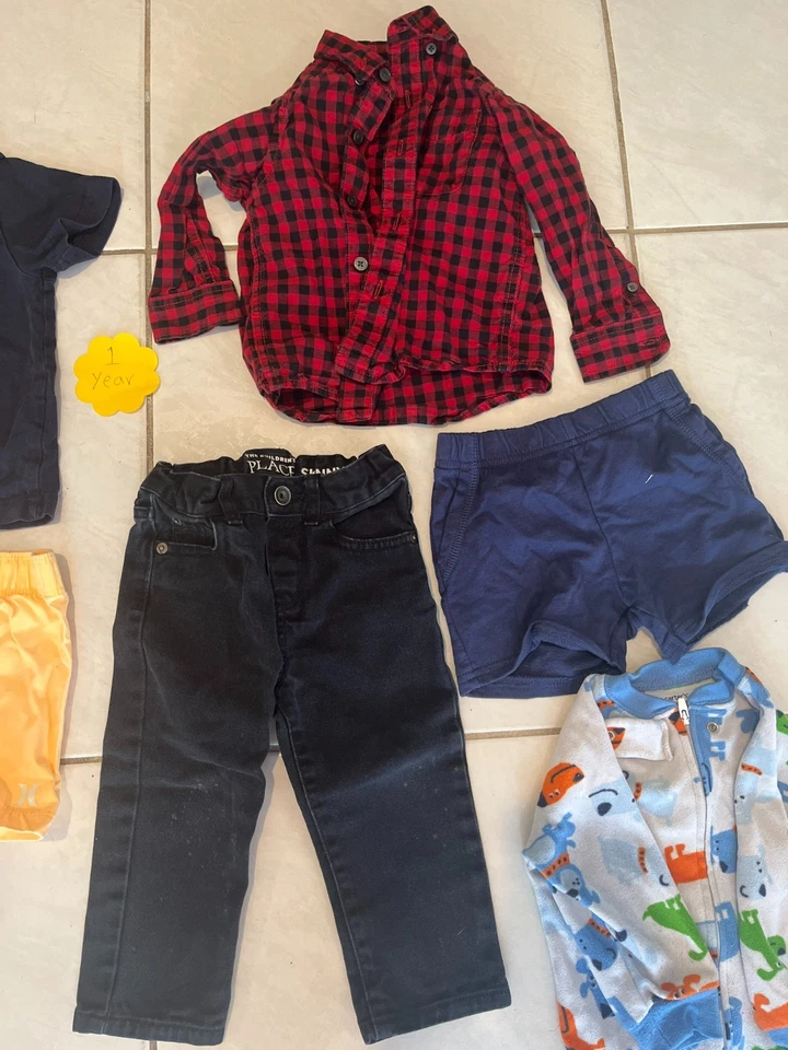 Lotto vestiti bambino ragazzo 12-24M / 1-2T marche miste camicia jeans pagliaccetto pile - Immagine 1 di 1