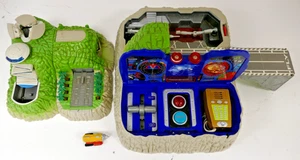 Thunderbirds Tracy Island Mini Playset 2004 Bandai *Missing Vehicles Working* - Picture 1 of 16