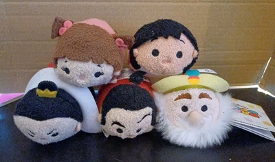5 Disney Store Tsum Tsum Plush Queen Hearts Gaston Aladdin Sultan Lilo Boo - Image 1 of 4