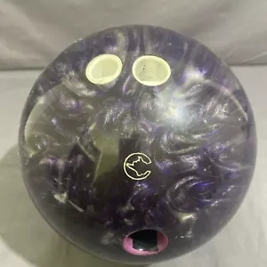 Columbia 300 Ten Pin Bowling Ball 10-Pin - Made in USA - 6.8 kg or 14.9 lb - Picture 1 of 7