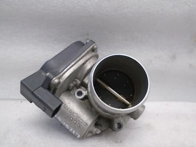 DK905217 06-10 VOLKSWAGEN PASSAT CUERPO ACELERADOR CONJUNTO VÁLVULA (06F133062) OEM Foto 1 de 4