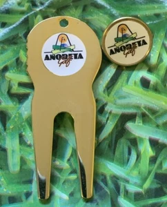 NEW Golf Ball Pitch Repairer With Ball Marker - Spanish  Golf - Picture 1 of 5