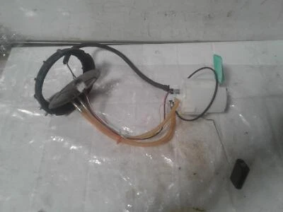 Used Fuel Pump fits: 2004 Ford Ford f250sd pickup Pump Assembly gasoline front m - Imagem 1 de 4
