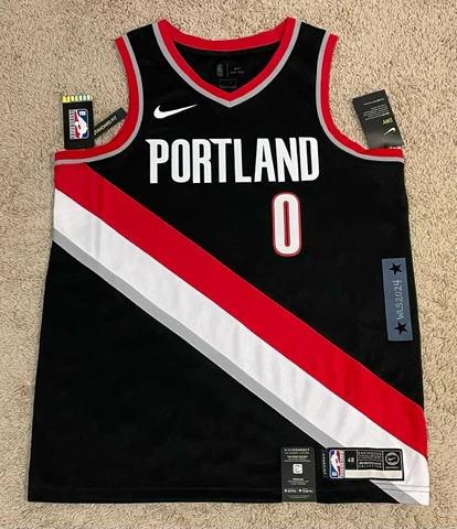 Nike Portland Trail Blazers Lillard Icon Swingman Jersey-Men's L (48) #864505 Cover