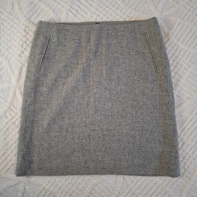 Talbots Women's Size 12 Light Gray Wool Blend Skirt Lined Back Zip Pockets - Image 1 of 4
