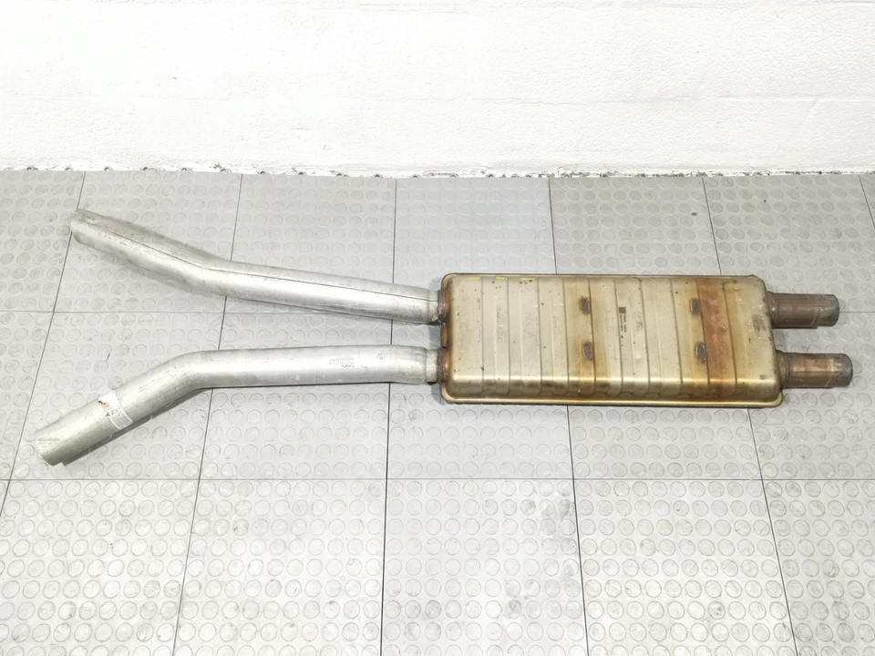 Silenciador de escape automático Ford Mustang GT V8 5L 2024 F1-8819 Foto 1 de 4