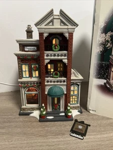 Dept 56 DOWNTOWN RADIOS & PHONOGRAPHS Christmas in the City #59259 Read - Picture 1 of 11
