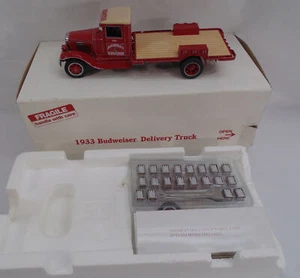 Camión de reparto de cerveza Budweiser 1933 Danbury Mint rojo 1/24 Anheuser-Busch fundido a presión - Imagen 1 de 8
