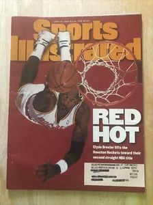 Sports Illustrated Clyde Drexler Red Hot June 19 1995 HOF Rockets - Picture 1 of 4