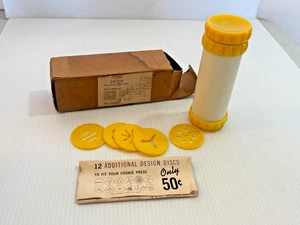 Prensa de galletas de plástico amarillo vintage Nestlé Morsels Mail Away 5 discos - Imagen 1 de 4