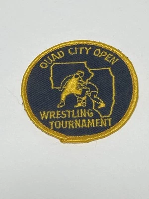 Parche De Colección QUAD CITY OPEN Torneo de Lucha ILLINOIS MISSOURI Atletismo Foto 1 de 3