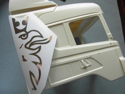 ARKA STICKERS 1/14 SCANIA LKW Griffin Chrom Aufkleber Set (Paar) Fahrerhaus Seite CHROM oder FARBIG